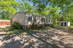 2811 Wagon Wheel Rd, Reidsville, NC 27320 - Photo 35