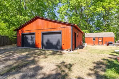 2811 Wagonwheel Road, Reidsville, NC 27320 - Photo 31