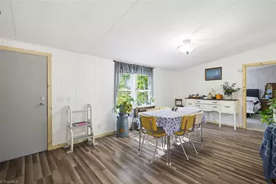 2811 Wagonwheel Road, Reidsville, NC 27320 - Photo 5