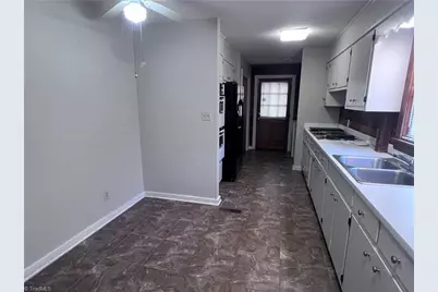 5875 Groometown Road, High Point, NC 27263 - Photo 17