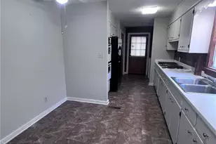 5875 Groometown Rd, High Point, NC 27263 - Photo 17