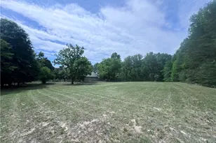 5875 Groometown Rd, High Point, NC 27263 - Photo 5