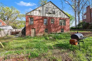 221 Spring St, Thomasville, NC 27360 - Photo 17