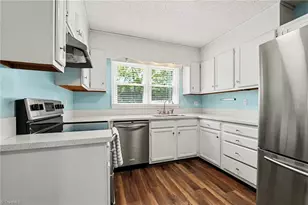 660 Brookmont Dr, Winston-Salem, NC 27107 - Photo 13