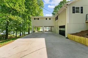 330 Hillview Dr, Lexington, NC 27292 - Photo 43