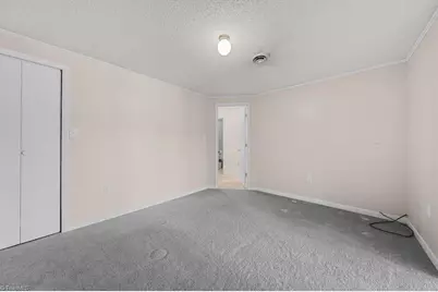 330 Hillview Drive, Lexington, NC 27292 - Photo 37