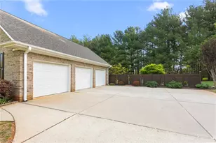 2636 Farmpond Ct, Haw River, NC 27258 - Photo 31