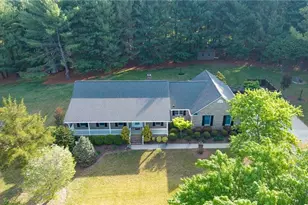 2636 Farmpond Ct, Haw River, NC 27258 - Photo 45