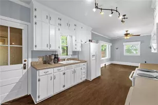 1505 Courtland Ave, Reidsville, NC 27320 - Photo 11