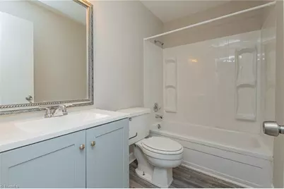 2821 Bleeker Square, Winston-Salem, NC 27106 - Photo 15