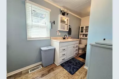 206 Village Avenue, Randleman, NC 27317 - Photo 9