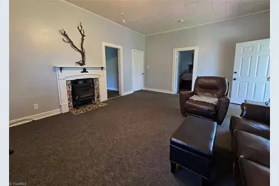 206 Village Avenue, Randleman, NC 27317 - Photo 3