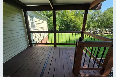206 Village Avenue, Randleman, NC 27317 - Photo 17