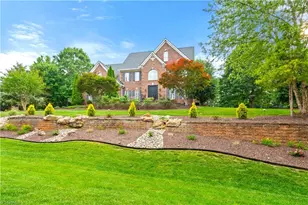 7809 Charles Pl Dr, Kernersville, NC 27284 - Photo 3