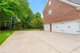 7809 Charles Pl Dr, Kernersville, NC 27284 - Photo 45
