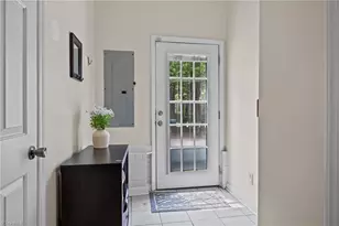 1210 Foxhaven Dr, Greensboro, NC 27455 - Photo 21