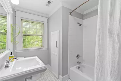 601 Colonial Drive, High Point, NC 27262 - Photo 25