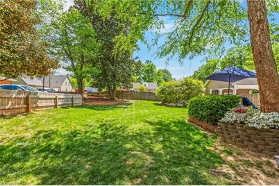 601 Colonial Drive, High Point, NC 27262 - Photo 37