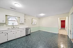 9241 Sahabi Rd, Kernersville, NC 27284 - Photo 5