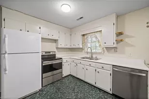 9241 Sahabi Rd, Kernersville, NC 27284 - Photo 7