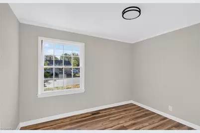 1307 Fairview Street, Greensboro, NC 27405 - Photo 15