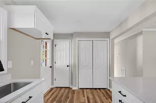 1307 Fairview St, Greensboro, NC 27405 - Photo 5