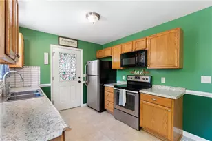 606 Merriweather Dr, King, NC 27021 - Photo 7