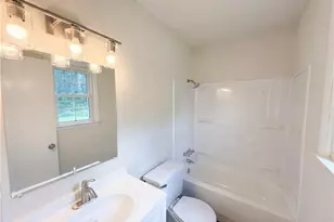 2440 Londonderry Rd, Kernersville, NC 27284 - Photo 17
