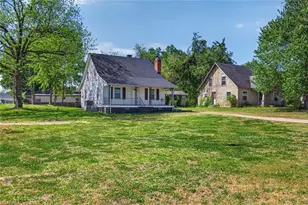 250 Main Street E, Yanceyville, NC 27379 - Photo 5