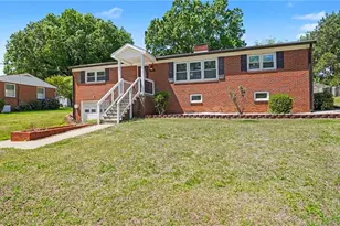 509 Greentree Dr, Greensboro, NC 27410 - Photo 3