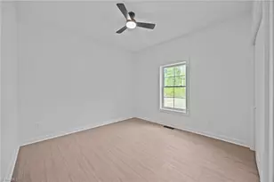 218 Fishermans Point Rd, Roxboro, NC 27574 - Photo 31