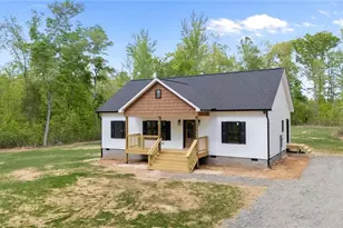 218 Fishermans Point Rd, Roxboro, NC 27574 - Photo 41