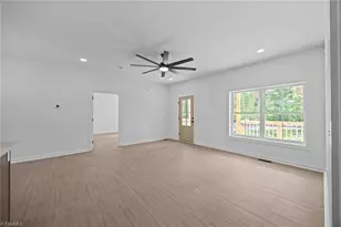 218 Fishermans Point Rd, Roxboro, NC 27574 - Photo 11
