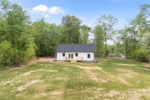 218 Fishermans Point Rd, Roxboro, NC 27574 - Photo 37