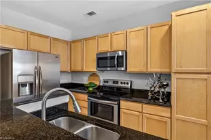 411 W Washington St, Greensboro, NC 27401 - Photo 11