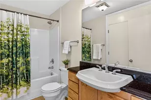 411 W Washington St, Greensboro, NC 27401 - Photo 31