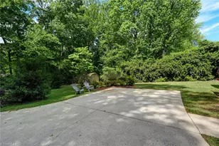 901 Country Club Dr, Reidsville, NC 27320 - Photo 7