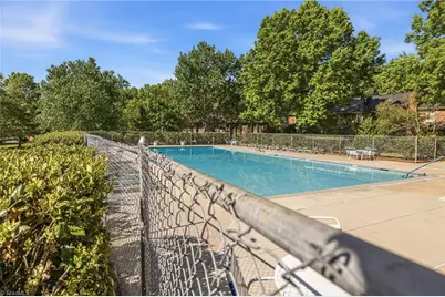 6 Fountain View Circle #H, Greensboro, NC 27405 - Photo 37