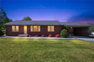 2356 Brushy Mountain Rd, Wilkesboro, NC 28697 - Photo 5