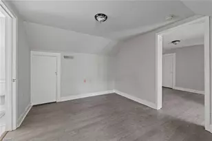 204 W Brower Ave, Liberty, NC 27298 - Photo 21