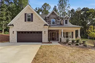201 Indian Wells Cir, Lexington, NC 27295 - Photo 1