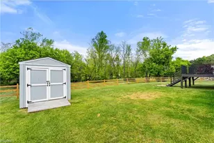 7084 Bridgewood Rd, Clemmons, NC 27012 - Photo 37