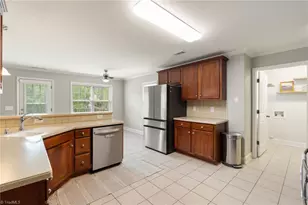 7084 Bridgewood Rd, Clemmons, NC 27012 - Photo 13