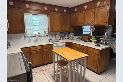 3502 Nc Highway 8, Lexington, NC 27292 - Photo 11