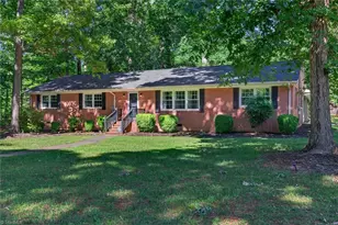 504 N Greenbriar St, Liberty, NC 27298 - Photo 1