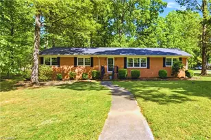 504 N Greenbriar St, Liberty, NC 27298 - Photo 1