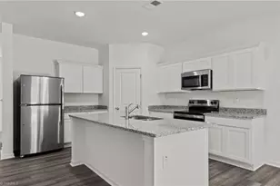 978 Riverbank Dr, Kernersville, NC 27284 - Photo 7
