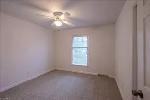 3504 Redington Dr, Greensboro, NC 27410 - Photo 29