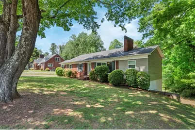 213 Old Westfield Road, Pilot Mountain, NC 27041 - Photo 3