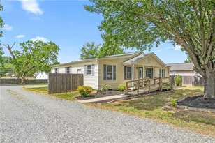 610 Larry Ave, Graham, NC 27253 - Photo 3